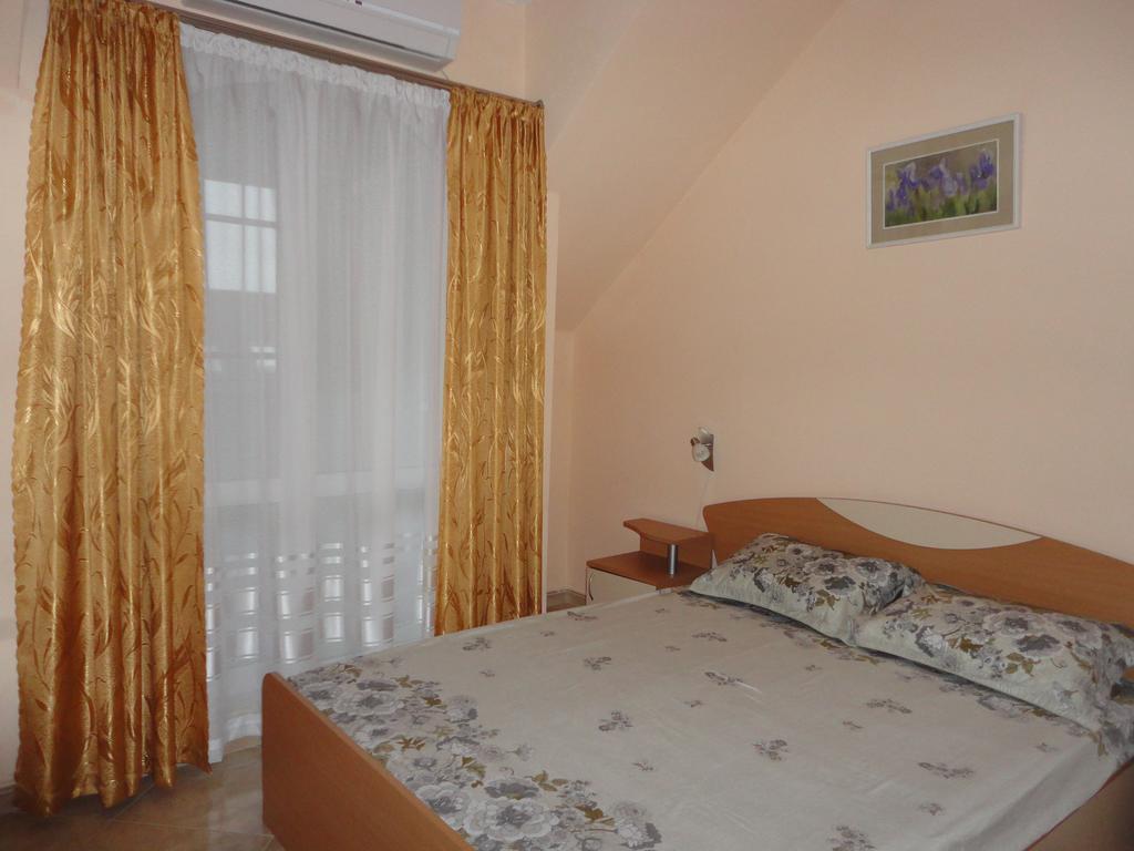 Tashevi Apartments Поморие Экстерьер фото